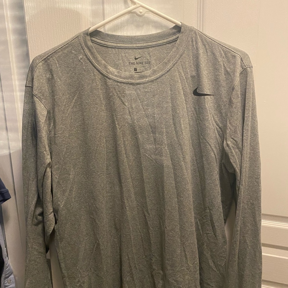 Nike Gray Long Sleeve Tee